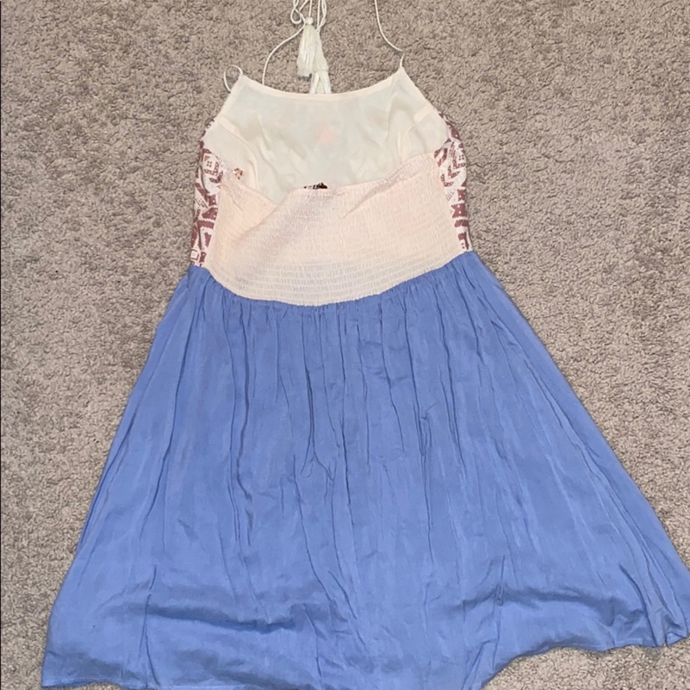 Halter top tie summer dress - Picture 3 of 4
